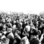 1024px-Praha_1989-11-25,_Letná,_dav_(01)